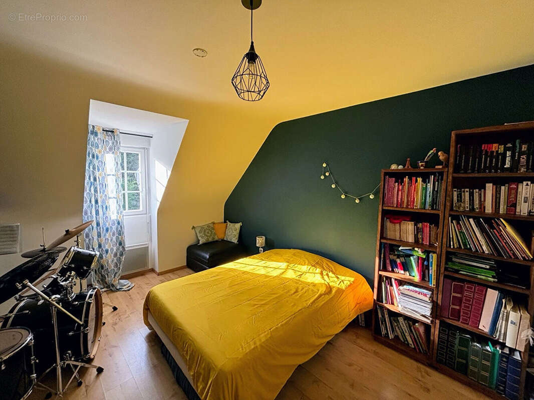 Maison à ECAUSSEVILLE