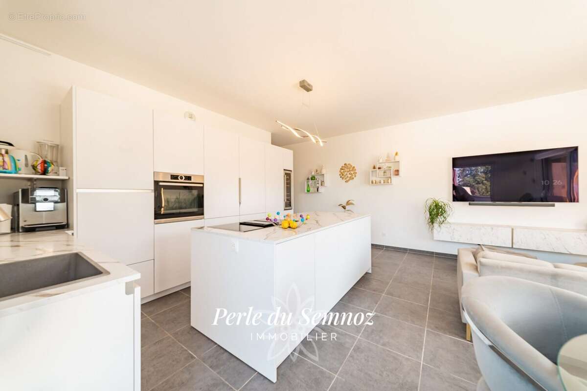 Appartement 87 m² à Seynod  - photo 9