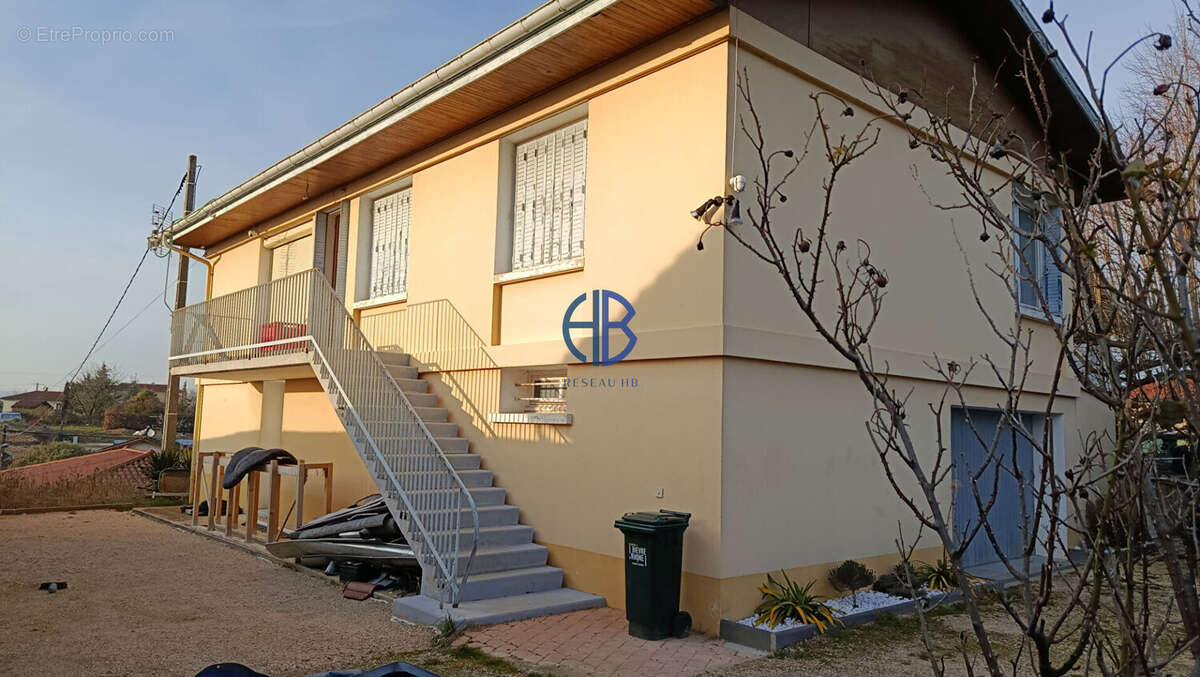 Maison à BEAUREPAIRE