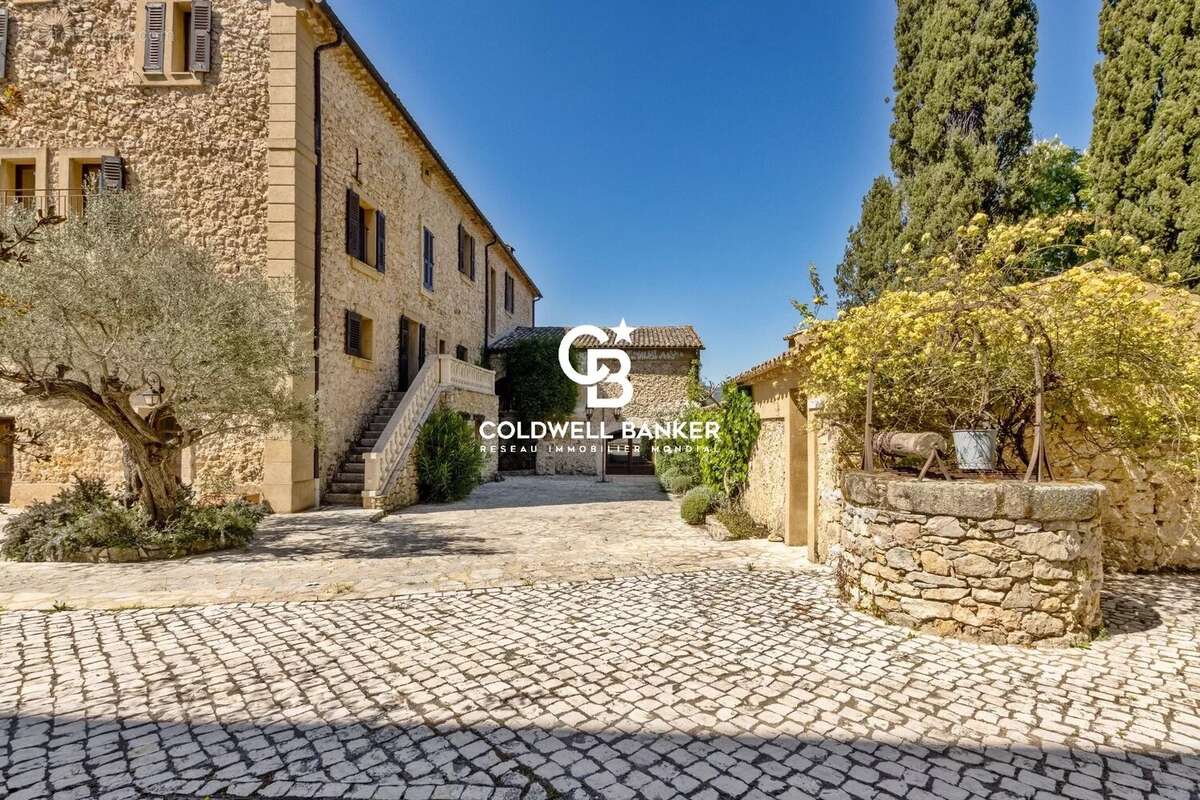 Maison à TOURTOUR