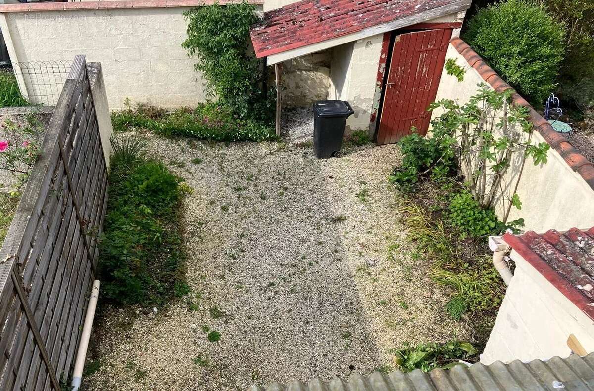 Charmante maison de ville rénovée avec 3 chambres - photo 13