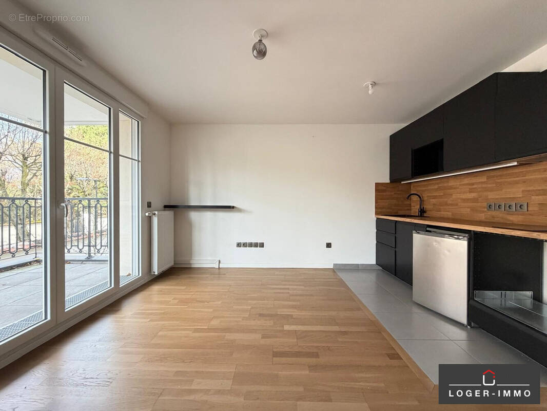 Appartement à LE PERREUX-SUR-MARNE