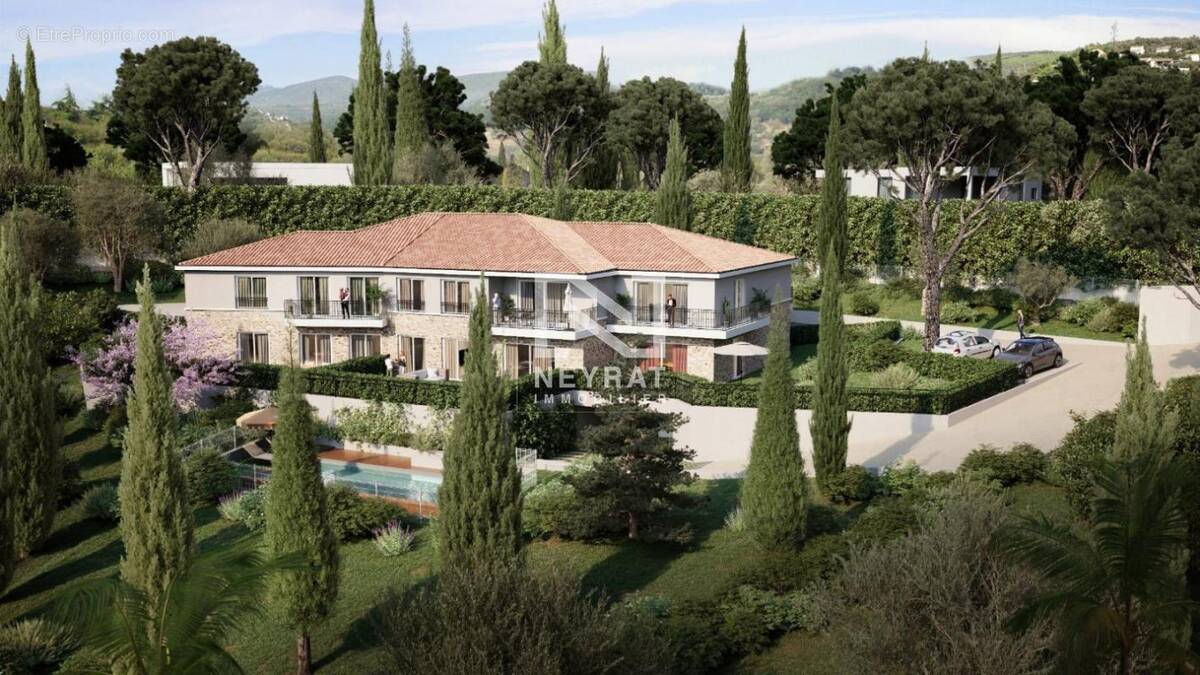 Appartement à MANDELIEU-LA-NAPOULE