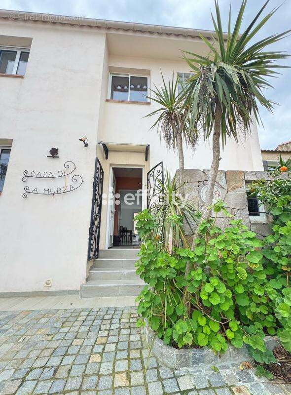 Appartement à CALVI