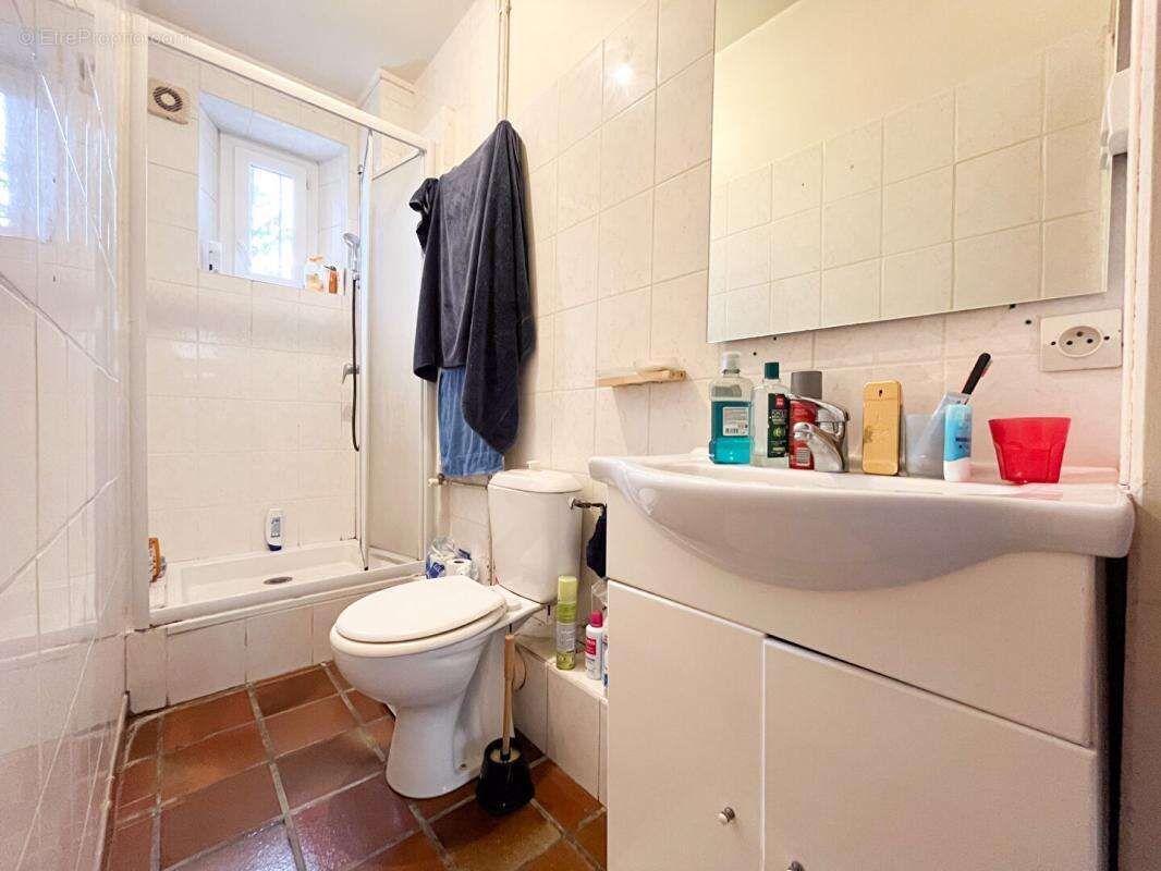 Maison à SAINT-GENOU