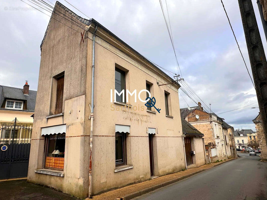 Maison à LA CHARTRE-SUR-LE-LOIR