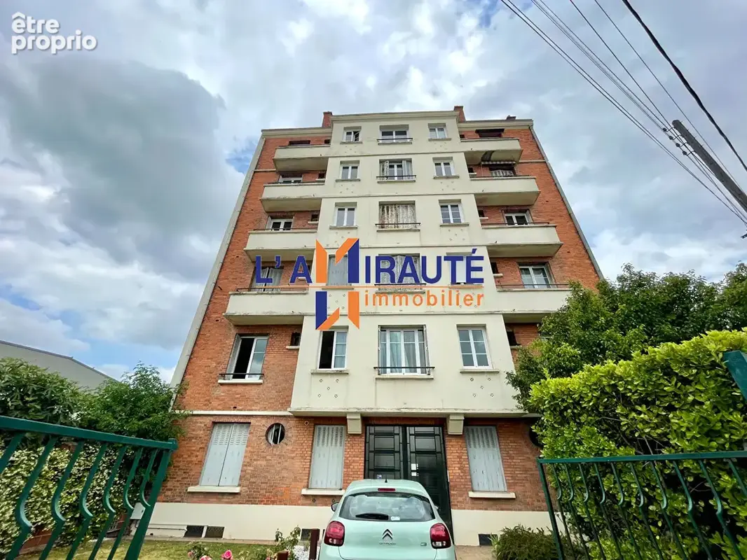 Appartement à HOUILLES