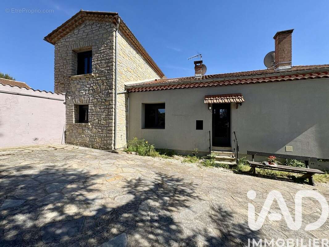 Photo 2 - Maison à QUISSAC