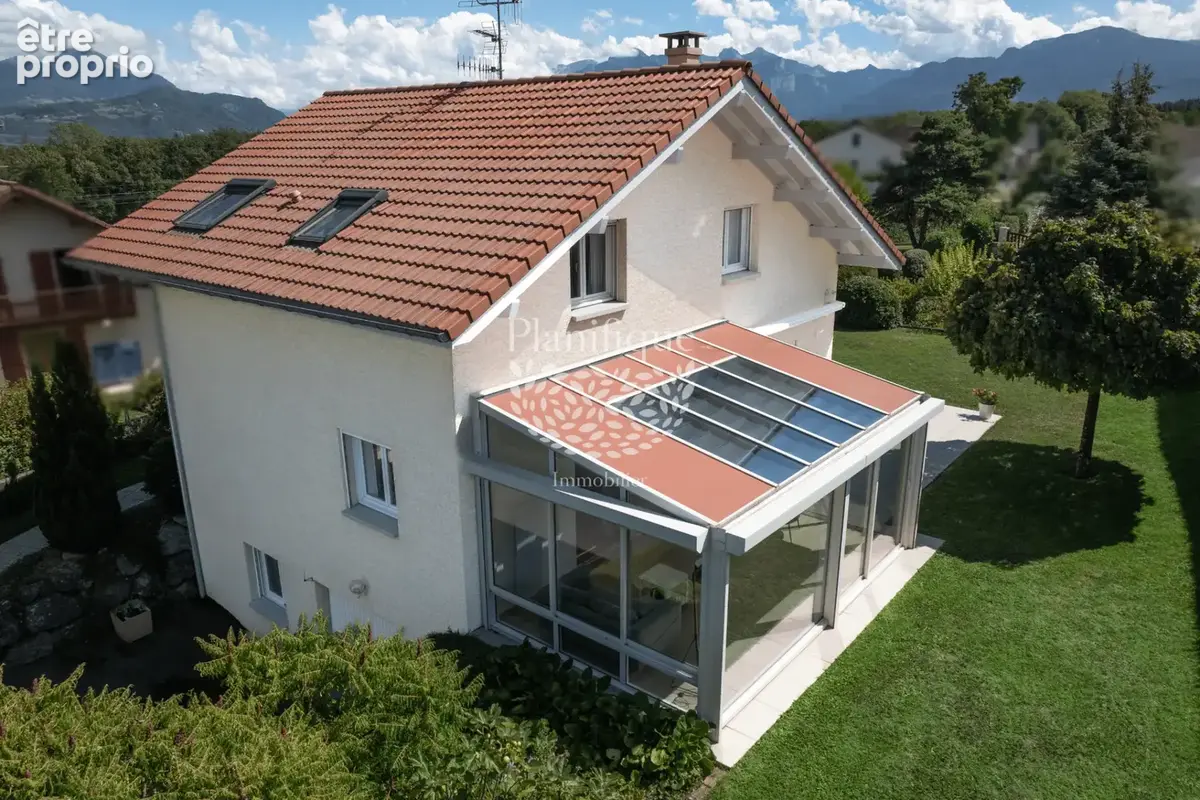 Pers-Jussy, une maison familiale entre confort et sérénité - photo 1