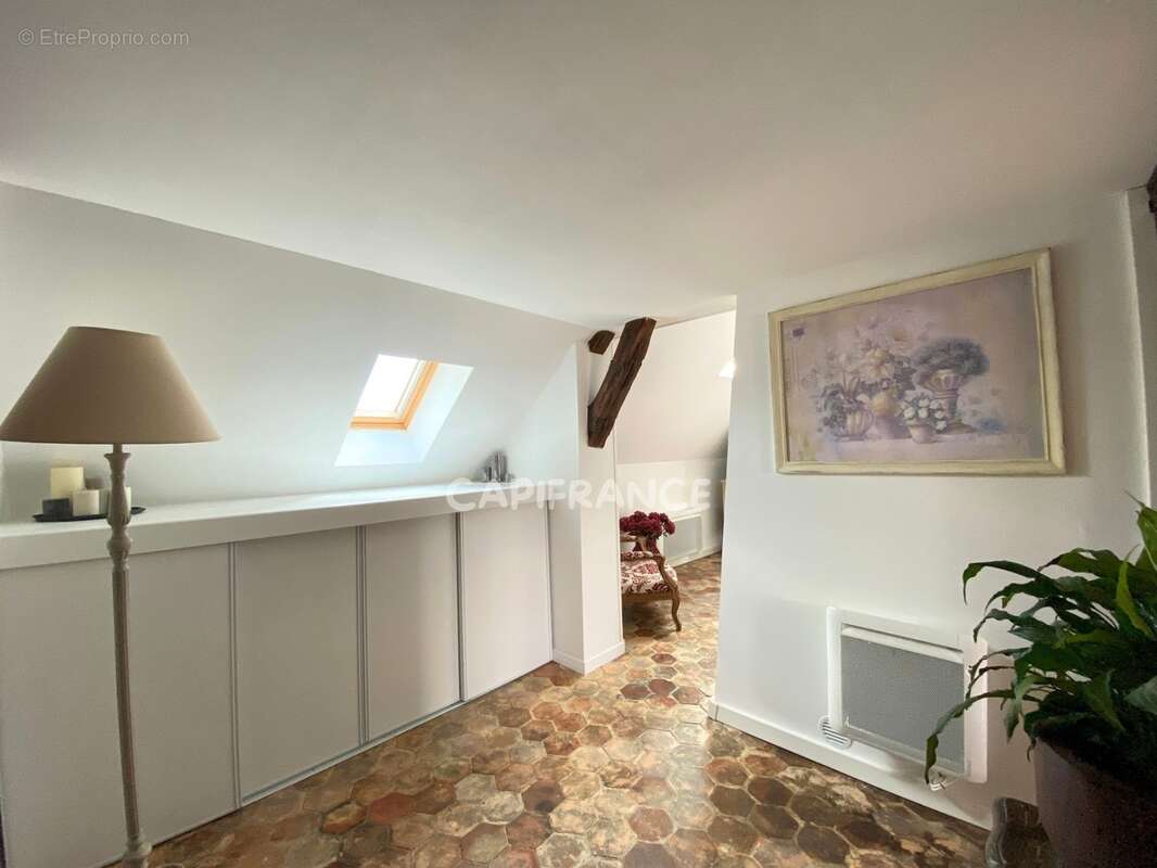 Maison ancienne de charme, jardin avec jacuzzi, hyper centre Noailles, tout à pied - photo 12