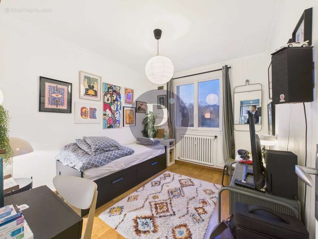 Appartement à FRESNES