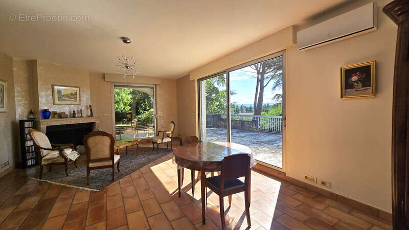 Maison à LIVRON-SUR-DROME