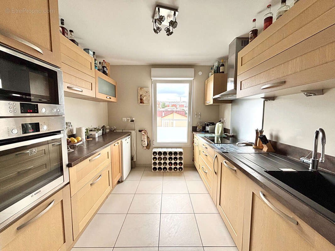 Appartement à NANTERRE