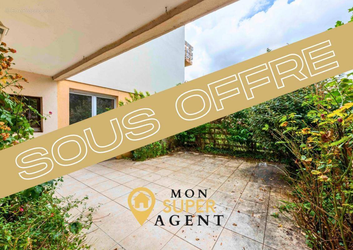 Appartement à SAVIGNY-LE-TEMPLE