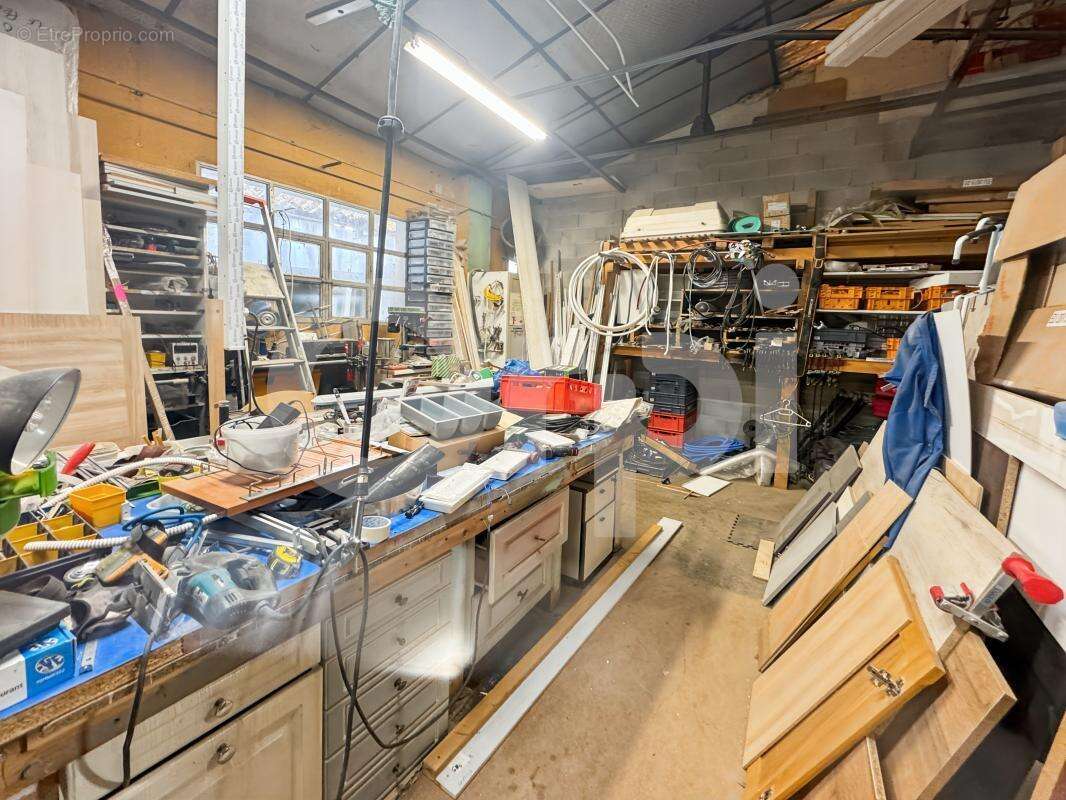 Commerce à LA GARDE