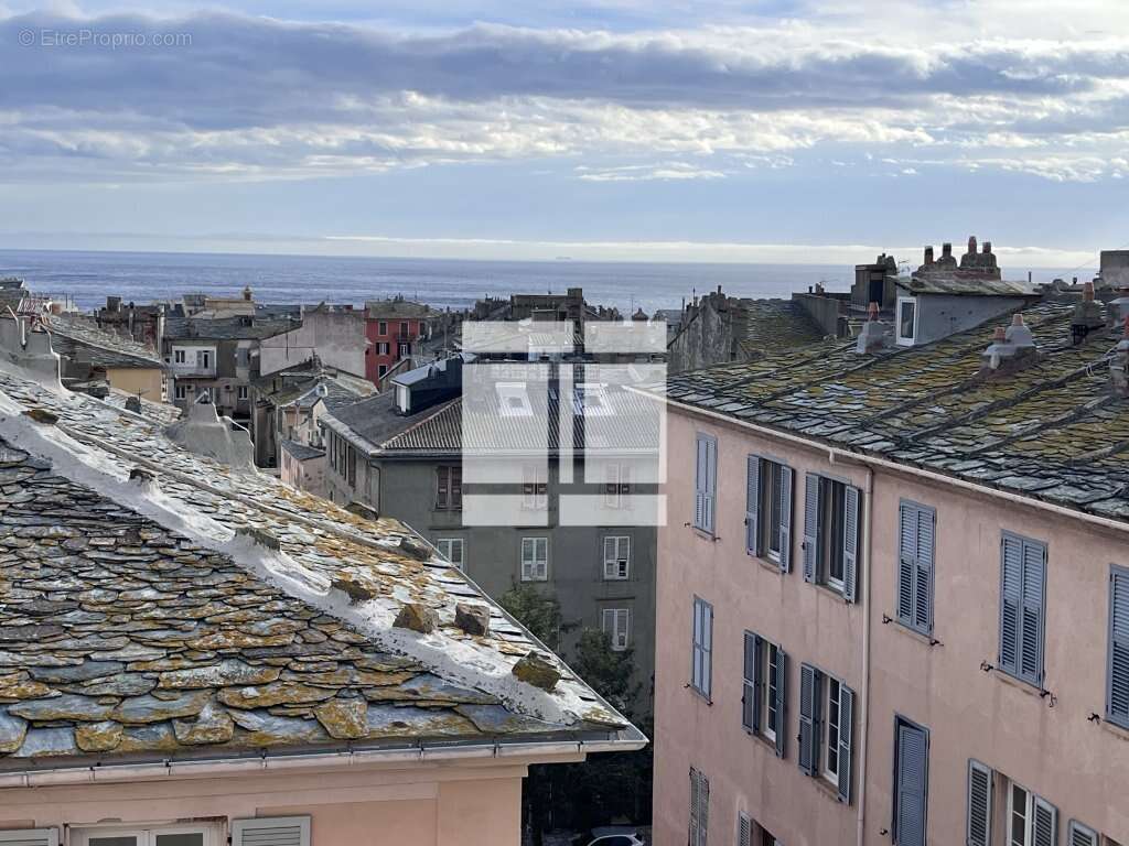 Bastia centre ville t2 mansardé - photo 13