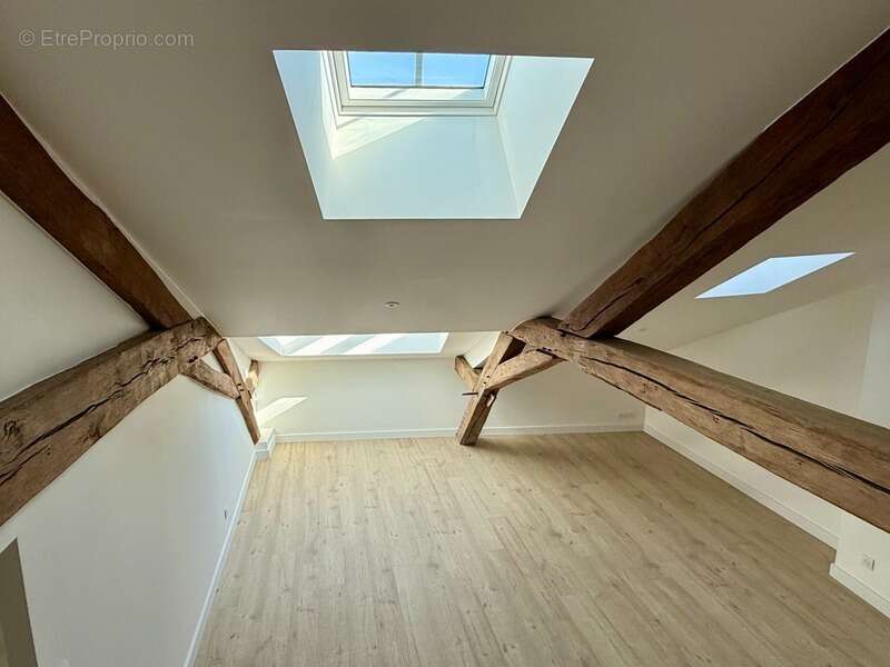 Appartement à PARAY-LE-MONIAL