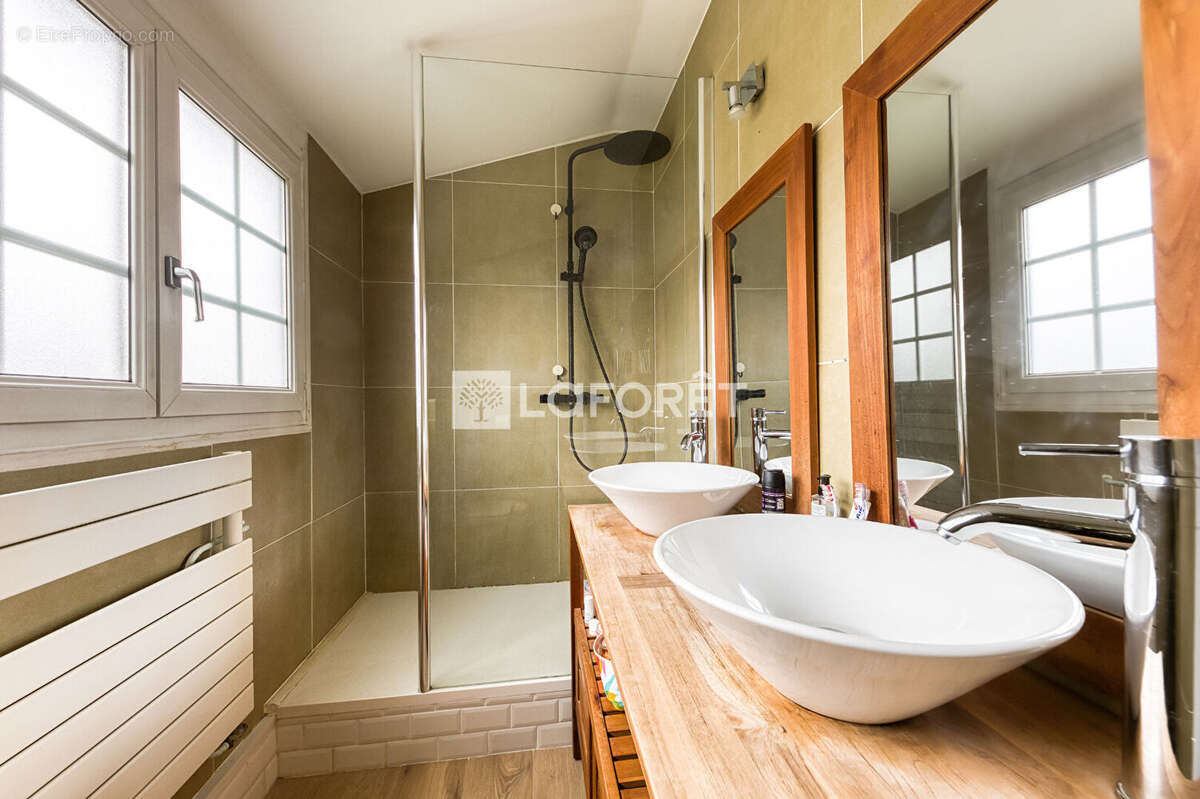 Maison à ROISSY-EN-BRIE