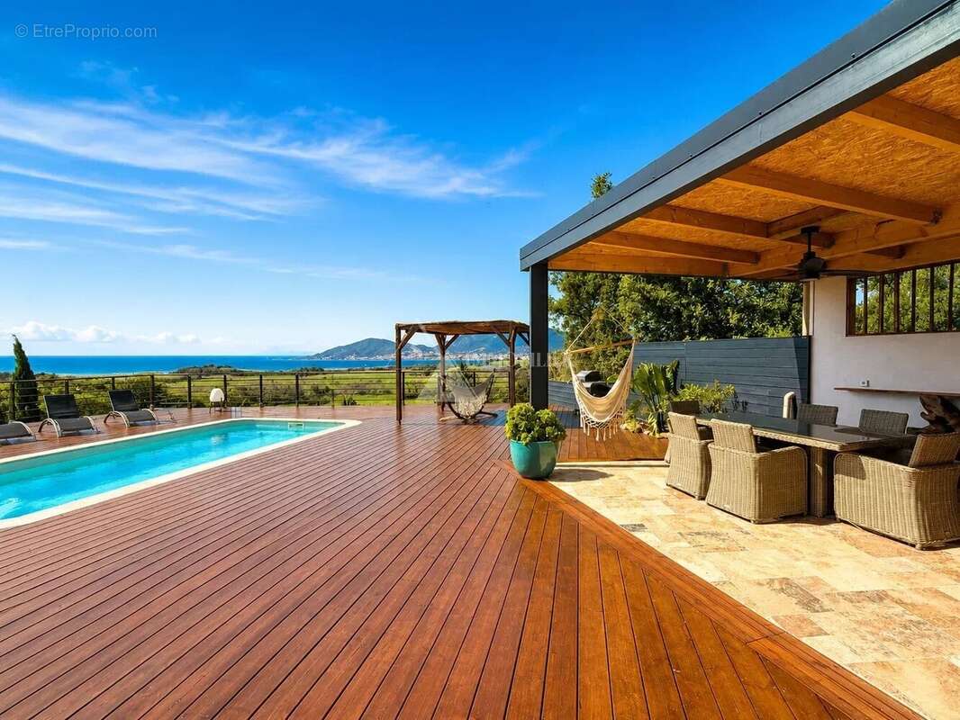Villa d’exception de 211 m2 avec vue panoramique – Porticcio - photo 4