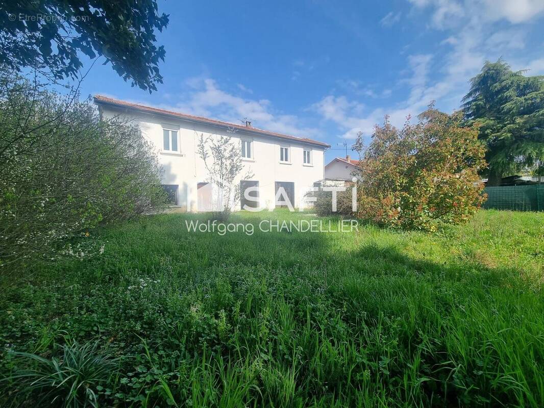 Photo 1 - Maison à MOURS-SAINT-EUSEBE