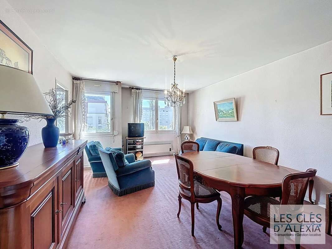 Appartement à LYON-8E