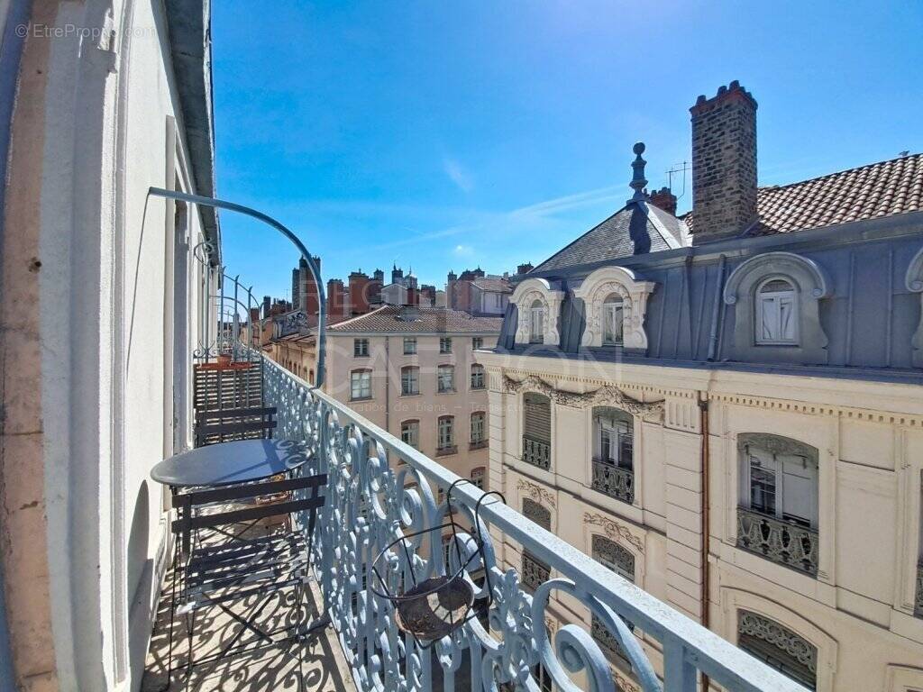 Appartement à LYON-1E