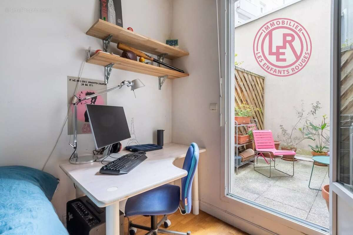 Appartement à PARIS-10E