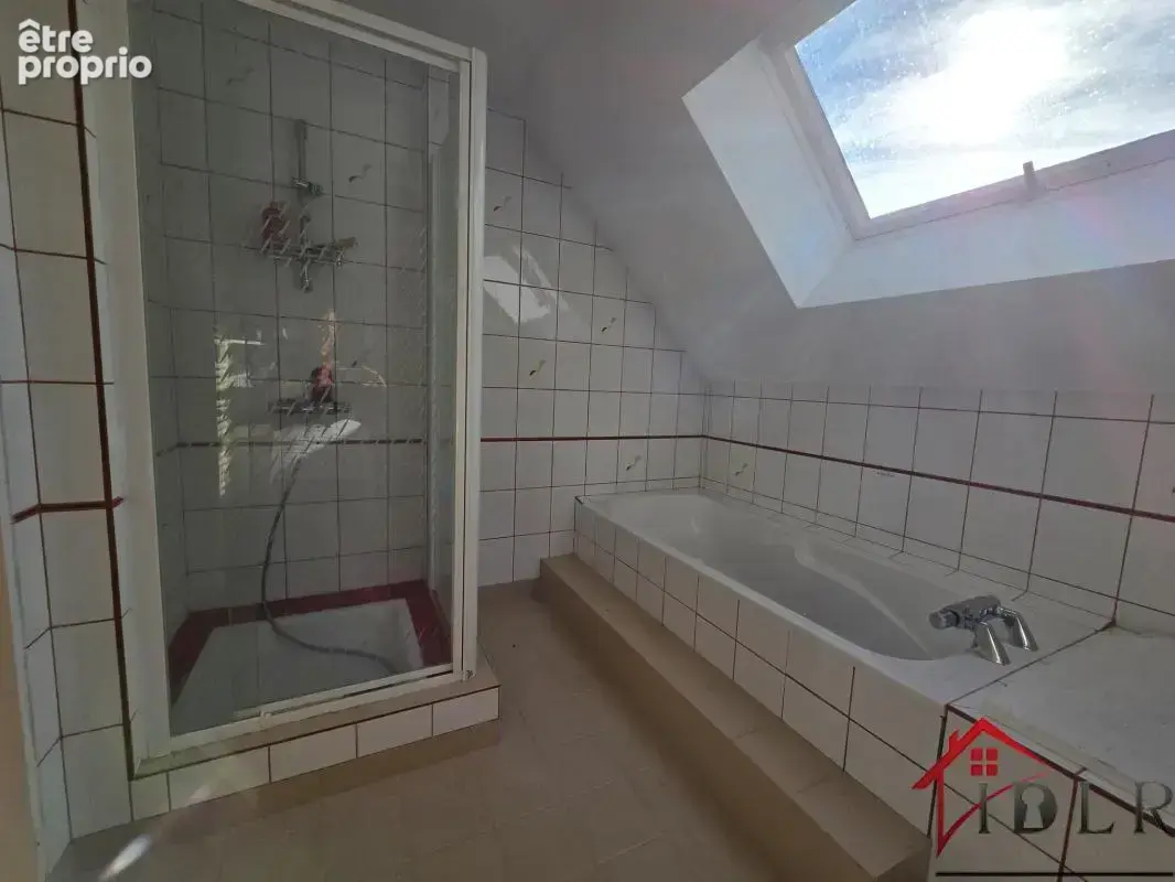 Maison familiale 6 pièces   174 m2   Piscine & sous-sol comp - photo 13