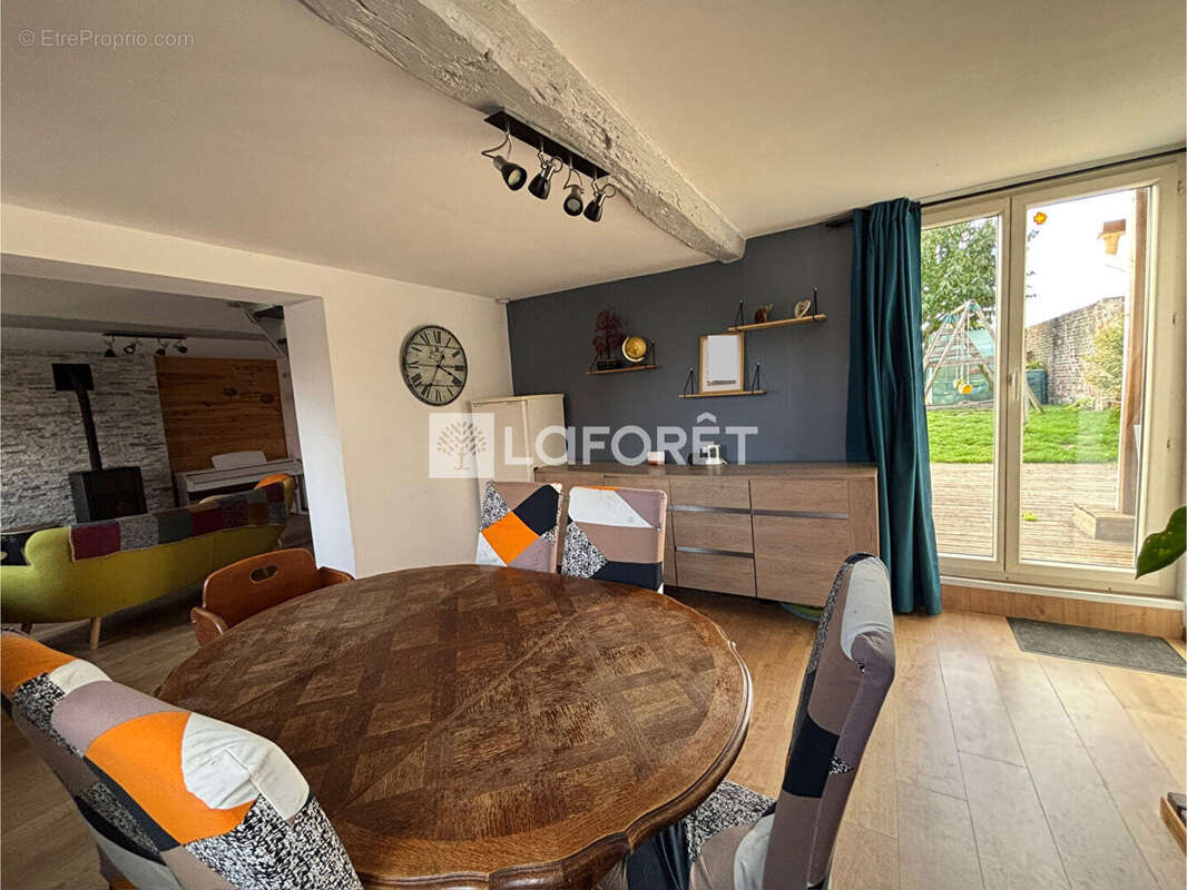 Maison à RAIMBEAUCOURT