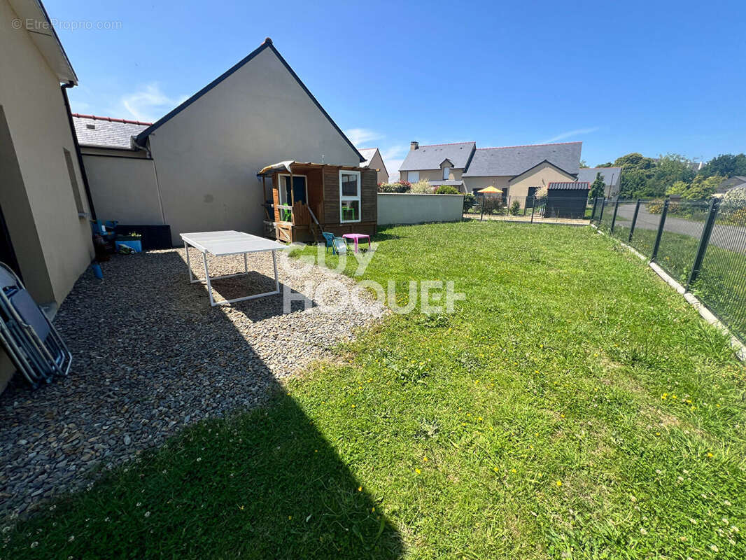 Maison à DOL-DE-BRETAGNE