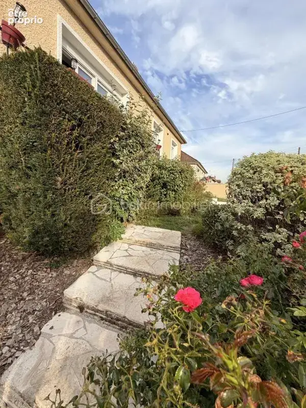Maison familiale sur sous-sol complet - photo 30