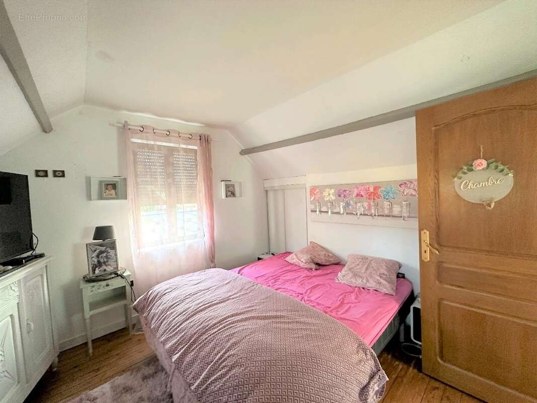 Maison 121 m² à Bertincourt  - photo 8