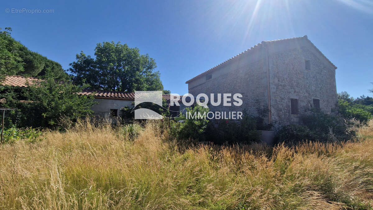 Maison à LE CAYLAR