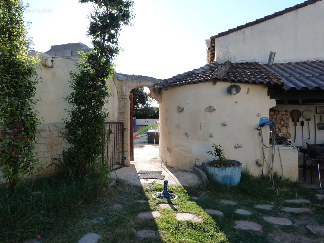 Maison à UZES