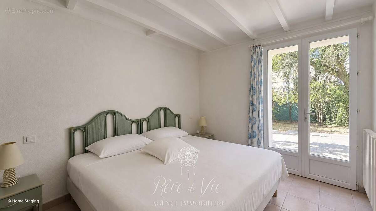 Maison à rénover le lavandou centre-ville proche plages - photo 10