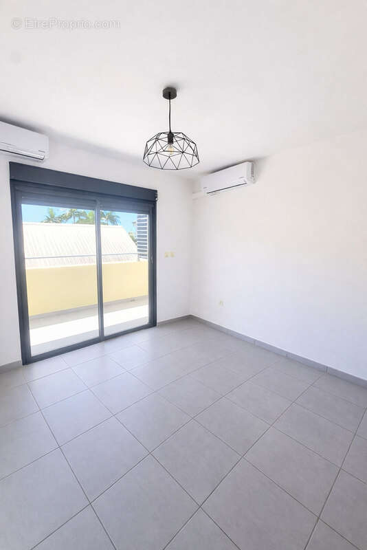 Appartement à SAINT-DENIS