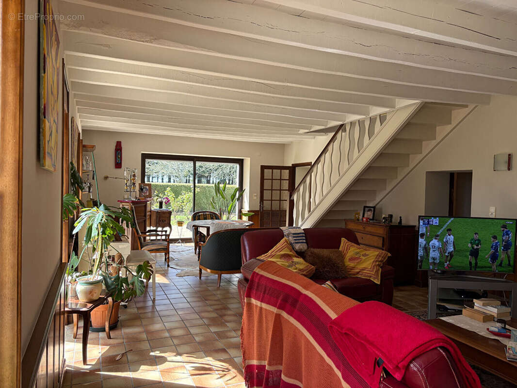 Maison à LA CHAPELLE-NEUVE