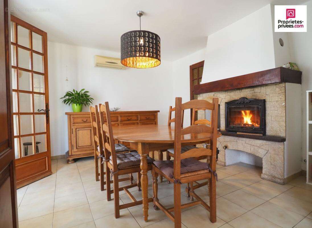 Maison à ESPARRON-DE-VERDON