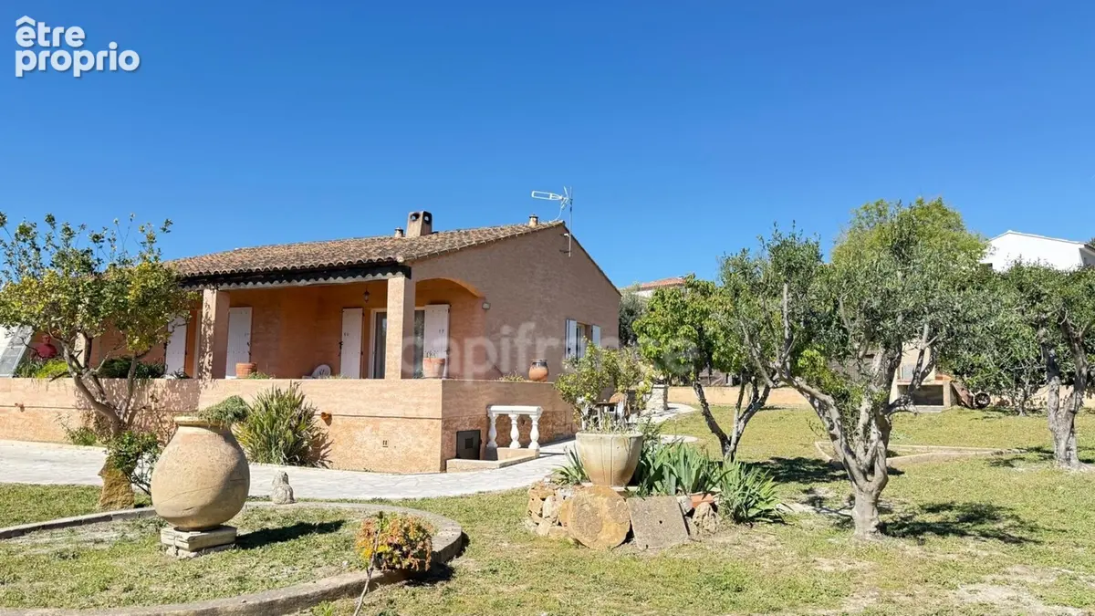 Maison traditionnelle de 110 m² type 4 – Terrain 1 011 m² - photo 4