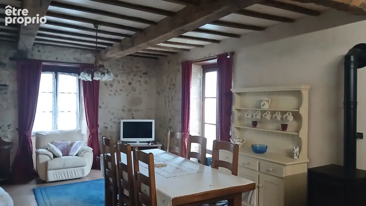 Maison 6 pièces 217 m² à vendre à Saint-Severin (16390) - photo 37