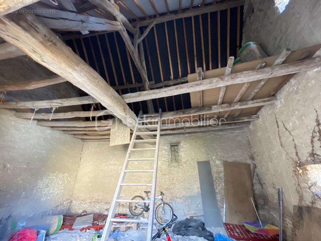 Maison à ECHILLEUSES