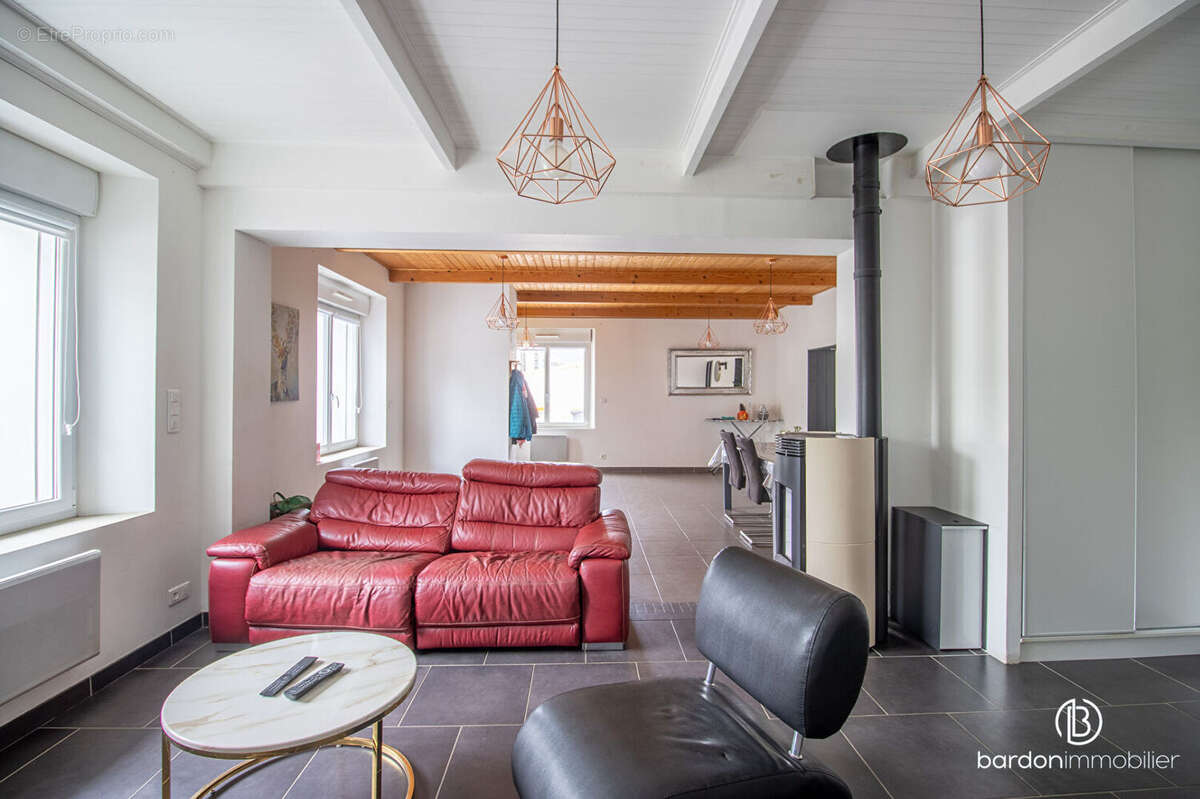 Maison à SAINT-HILAIRE-DE-RIEZ