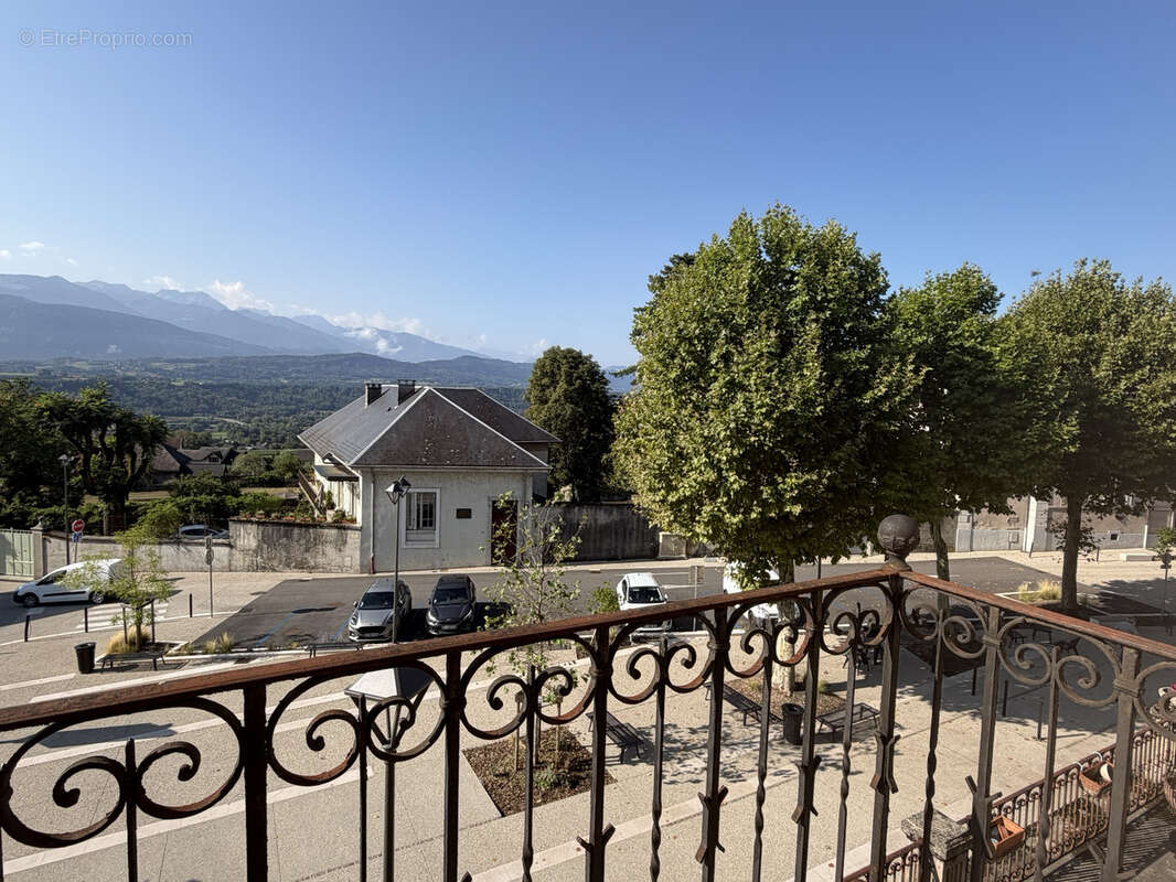 Bel Appartement T3 avec 2 balcons - photo 8