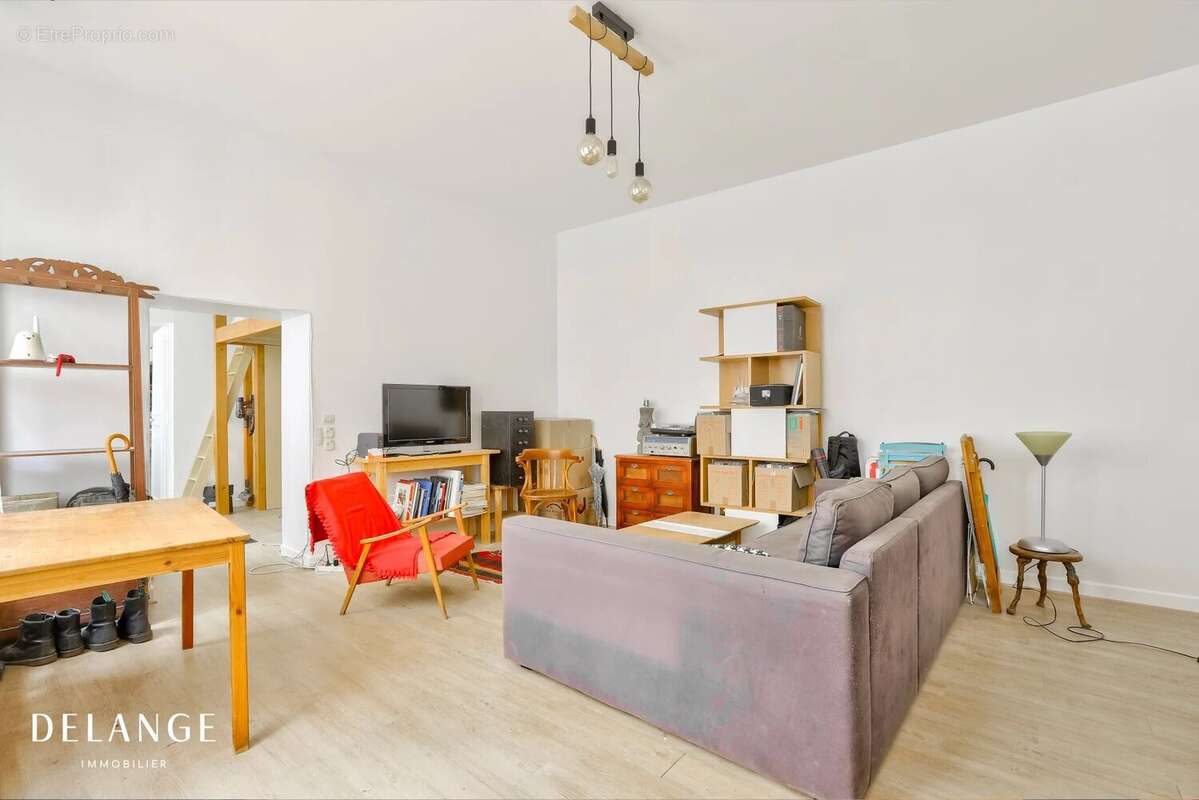 Appartement à PARIS-18E