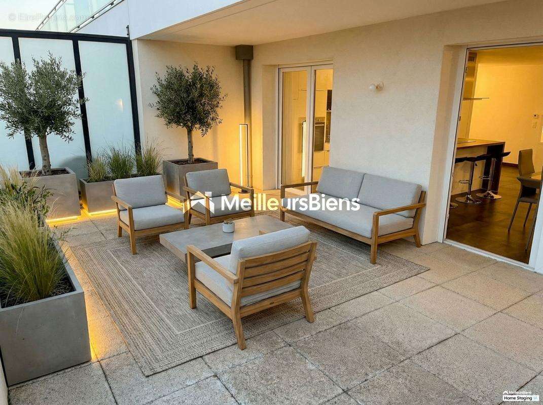 Appartement T4 103m² Evian les Bains, garage, vue lac - photo 5