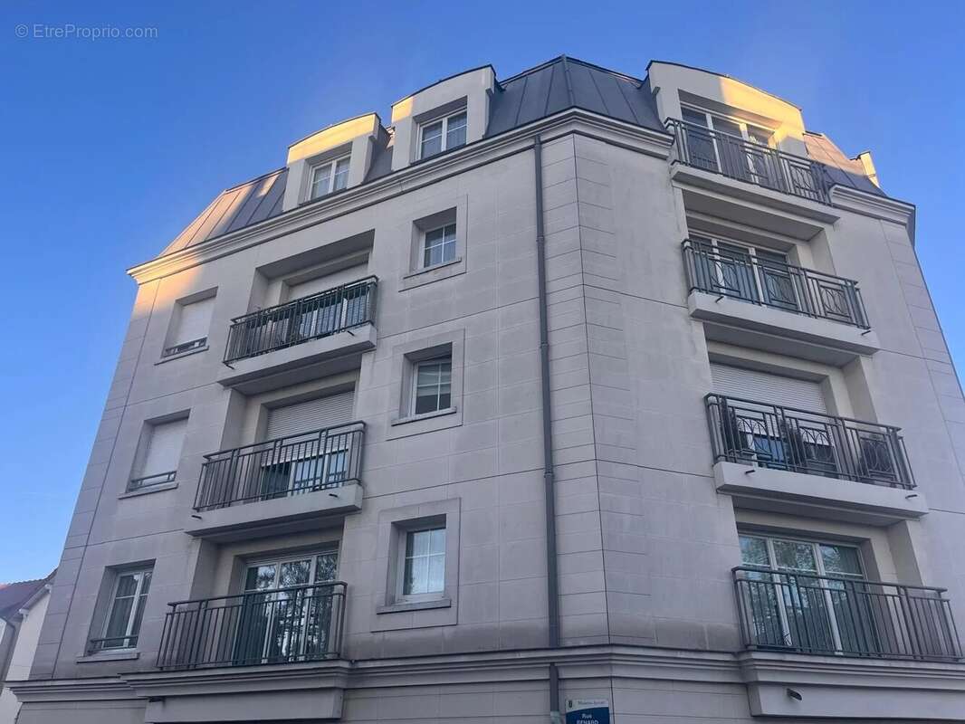 Appartement à MAISONS-ALFORT