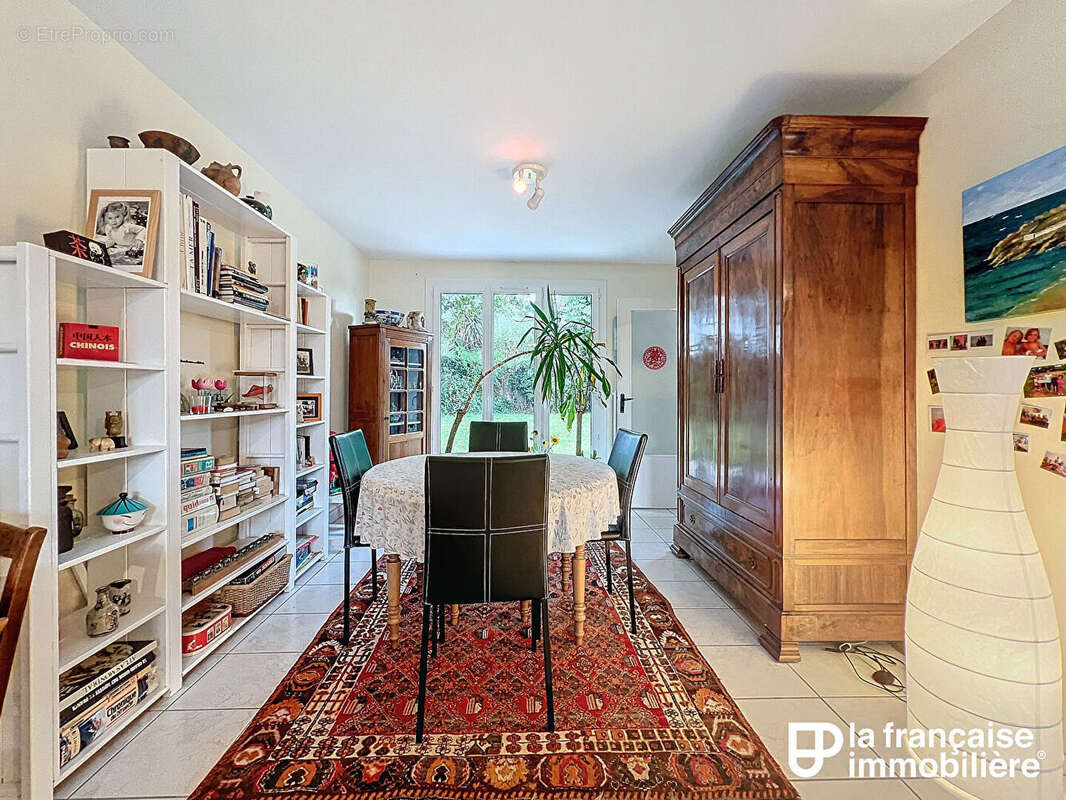 Maison à SAINT-GILLES