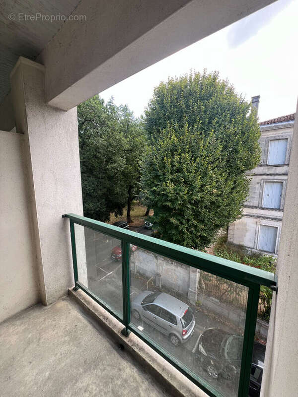 Appartement à COGNAC