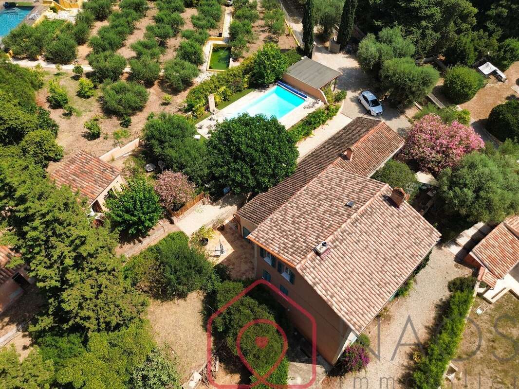 Mas Provençale d'Exception avec vue Mer - photo 2