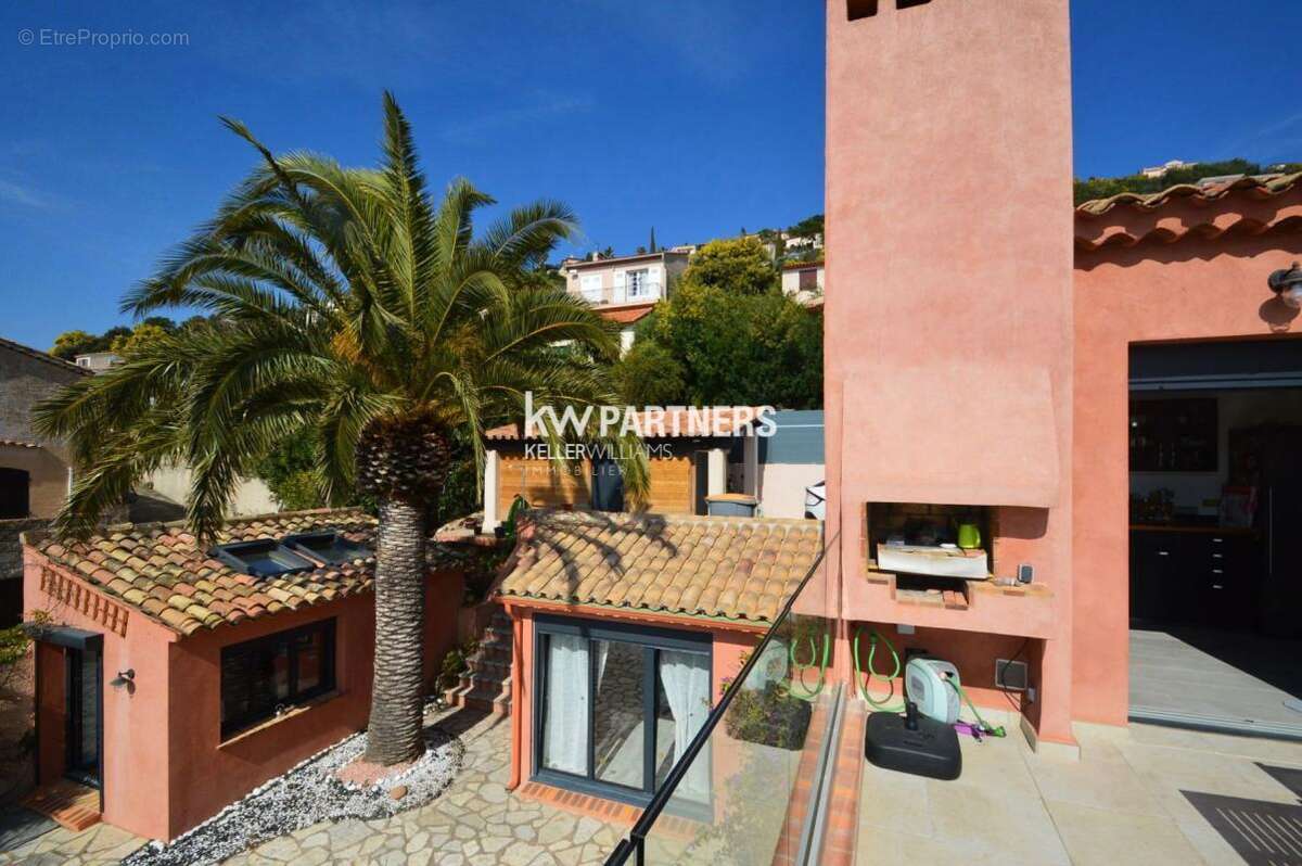 Maison à SAINT-RAPHAEL